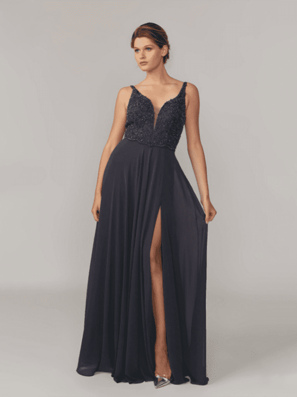 Robe cocktail avec décolleté