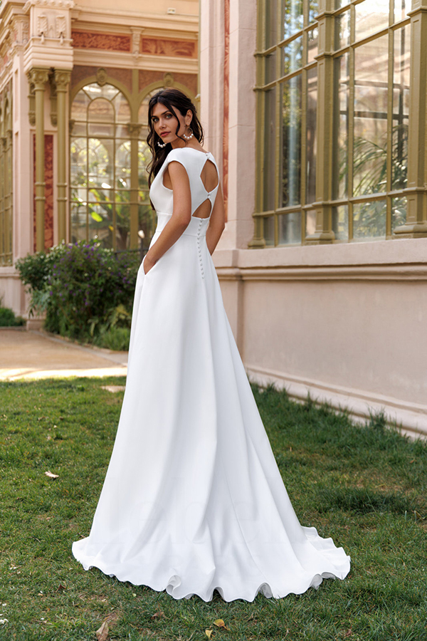 robe de marié de la marque Ellebeline