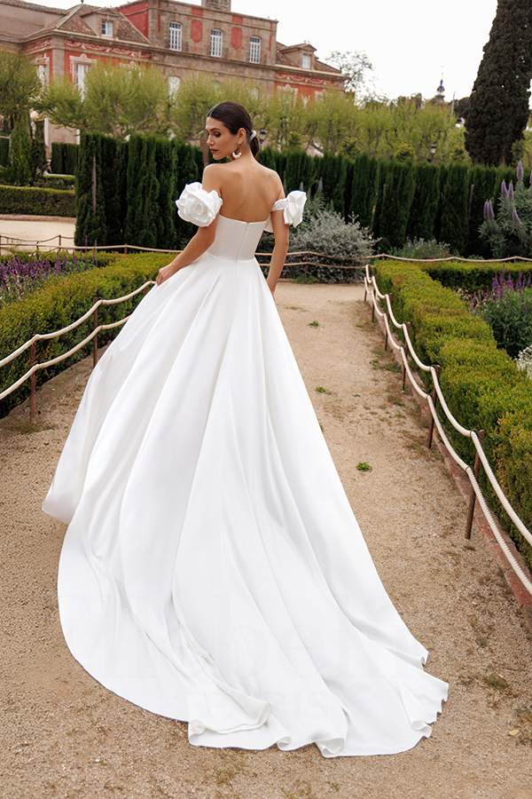 robe de mariée de la marque Ellebeline