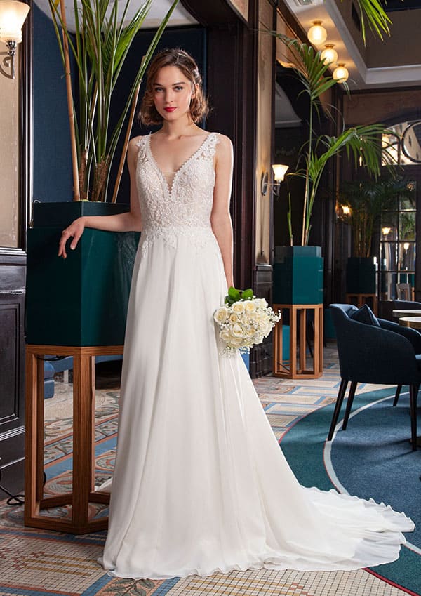 Photo robe de mariée bohème de caractère chic