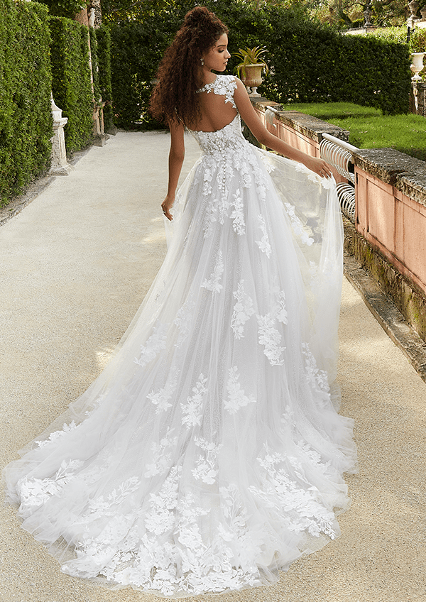 Robe bohème princesse longue traine empiècement dentelle