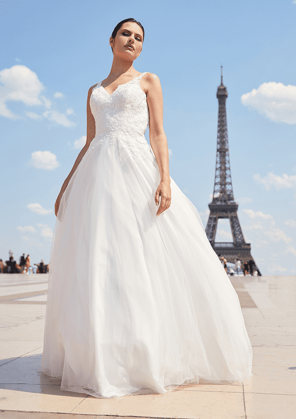 Robe de mariée bretelle large