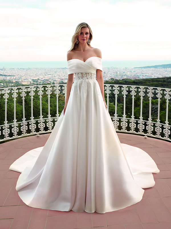 robe de mariage de la marque Sposa