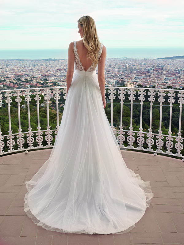 robe de marié de la marque Sposa